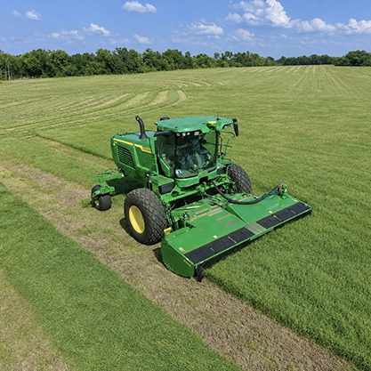 Precision cutting with John Deere windrower